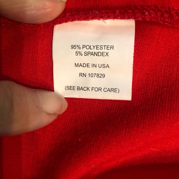 Made in USA❤️. Poly/spandex blend, lightweight jacket. Shirred arms. - Picture 4 of 5